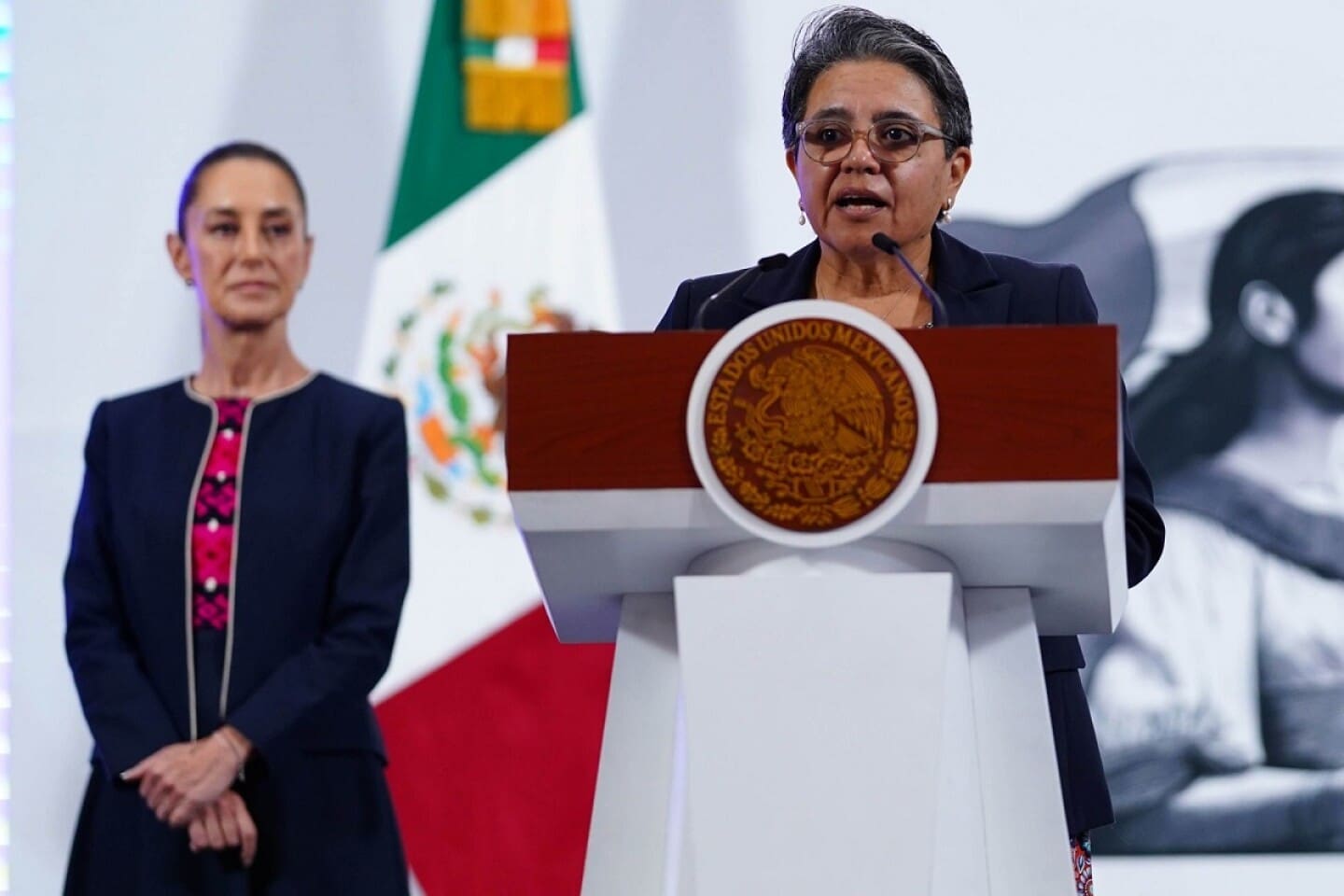 Detectan red de corrupción en compra de medicamentos