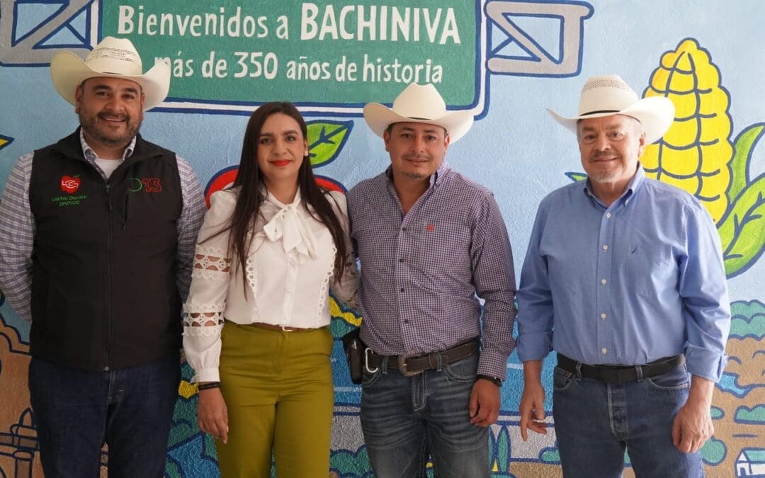 Mario Vazquez acude a su pueblo natal Bachíniva y entrega obras y otorga servicios