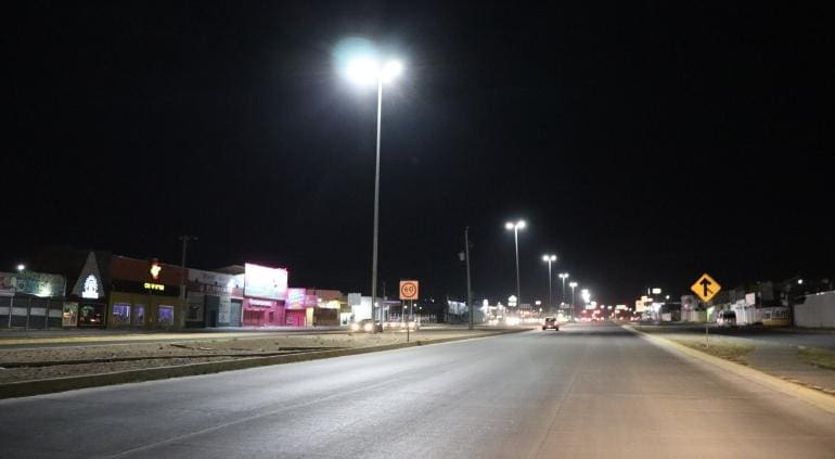 Avanza la modernización de alumbrado público con 70% de luminarias LED instaladas: Bonilla