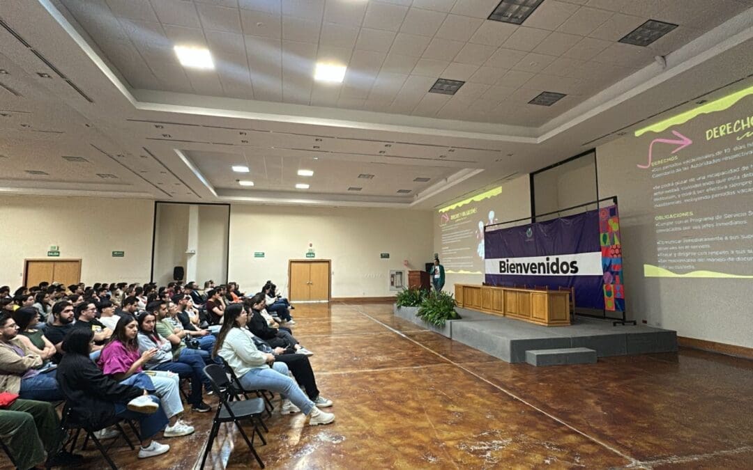 Entrega la Facultad de Medicina y Ciencias Biomédicas 148 plazas de servicio social a egresados