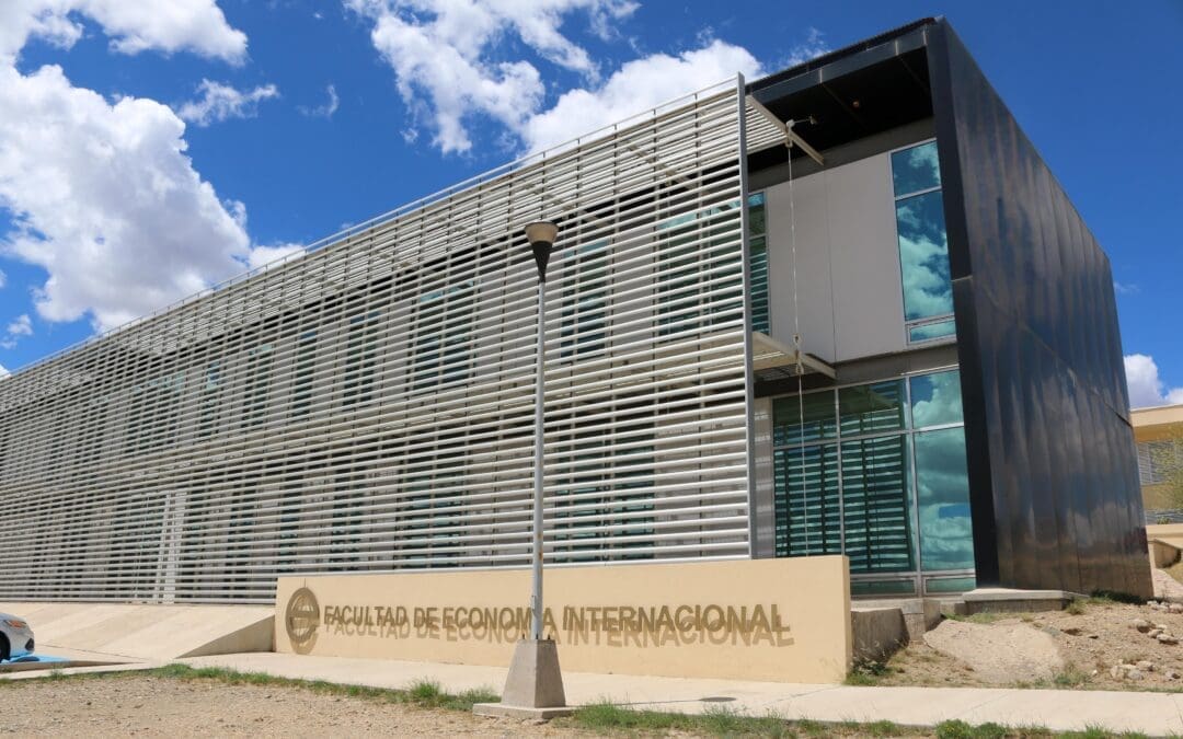 La UACH forma a estudiantes especializados en Economía Internacional