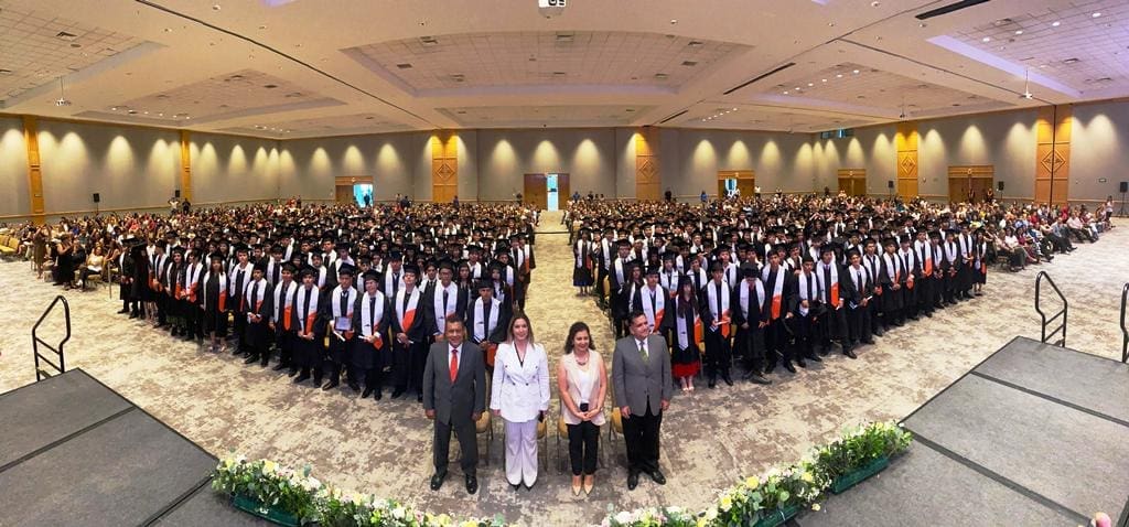 Egresan del Cecytech 4 mil 587 nuevos técnicos profesionales