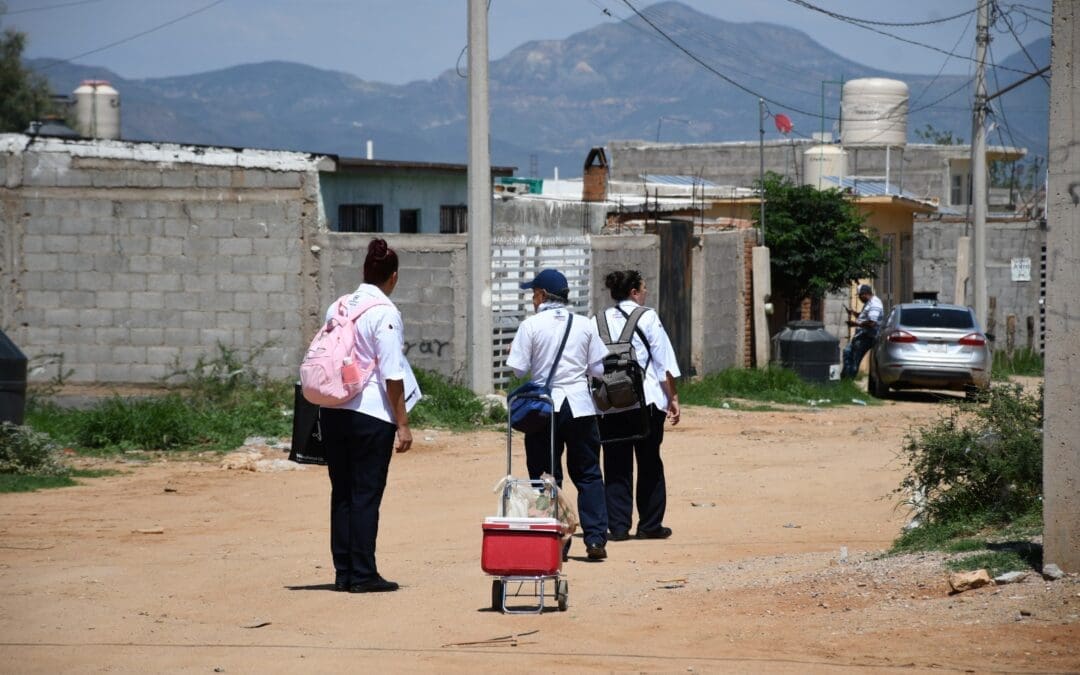 Implementan vacunación casa por casa vs Sarampión