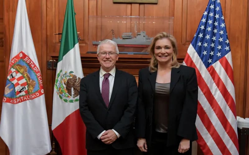 Analiza Maru Campos seguridad fronteriza en reunión con el cónsul general de Estados Unidos