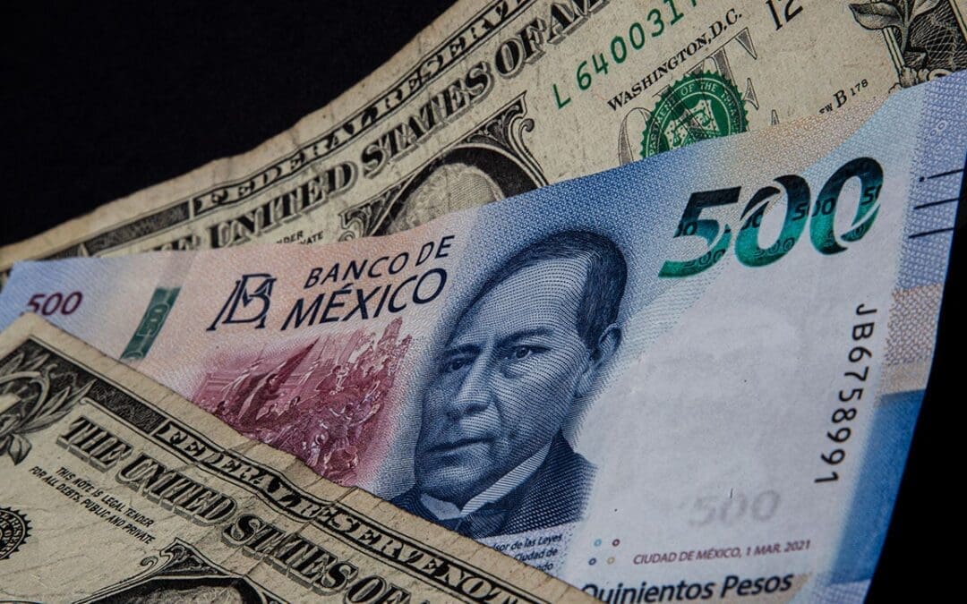 Con la amenaza de los aranceles, abre el peso mexicano en 18.66 por dólar