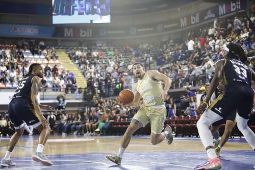 Dorados cierra gira con dos derrotas en contra de astros