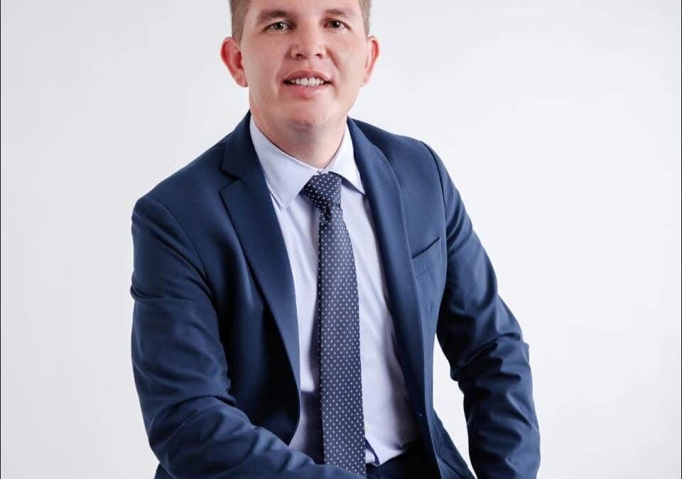 Alex Olivas Buhaya, pasa de ser subsecretario del Ayuntamiento, a juez civil en el Tribunal Superior de Justicia del Estado de Chihuahua