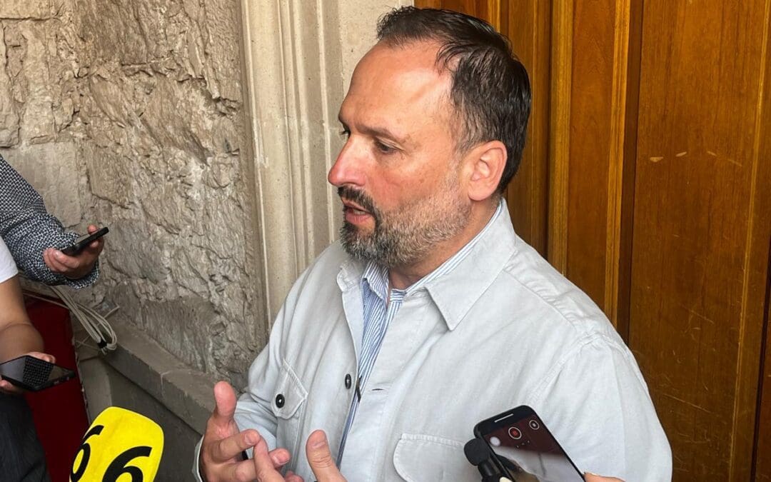 Tema de semáforos es político; lo importante es que funcionen: De la Peña