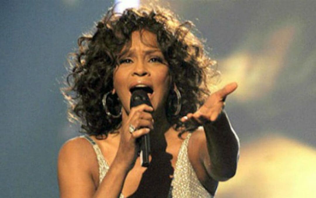 Un día como hoy, nació Whitney Houston