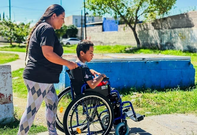Fortalece el DIF Municipal la vida de las familias con apoyos médicos y ortopédicos