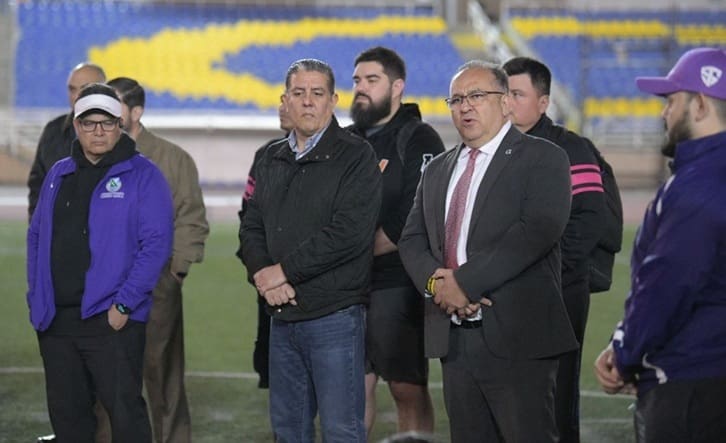 Estrena nuevas luminarias el estadio Olímpico Universitario.