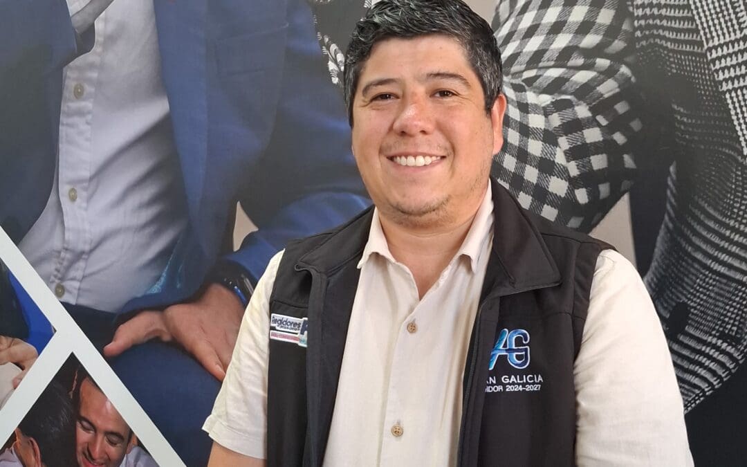 Adán Galicia comprometido con los deportistas de la Insurgentes