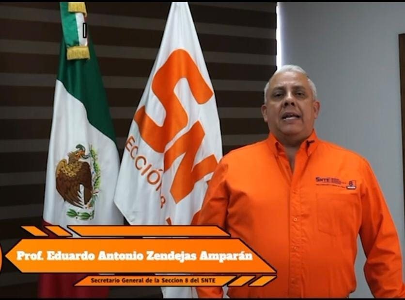 Líder de la sección 8va da mensaje por arranque de ciclo escolar