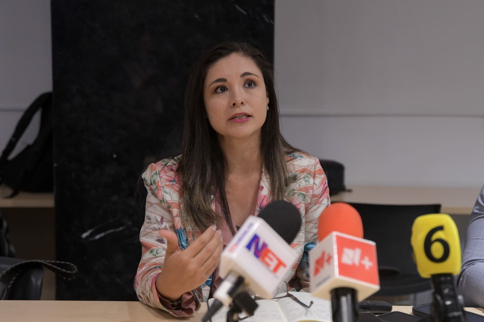 00d44e0c-3113-4118-8b0d-6db7e56dc8ec