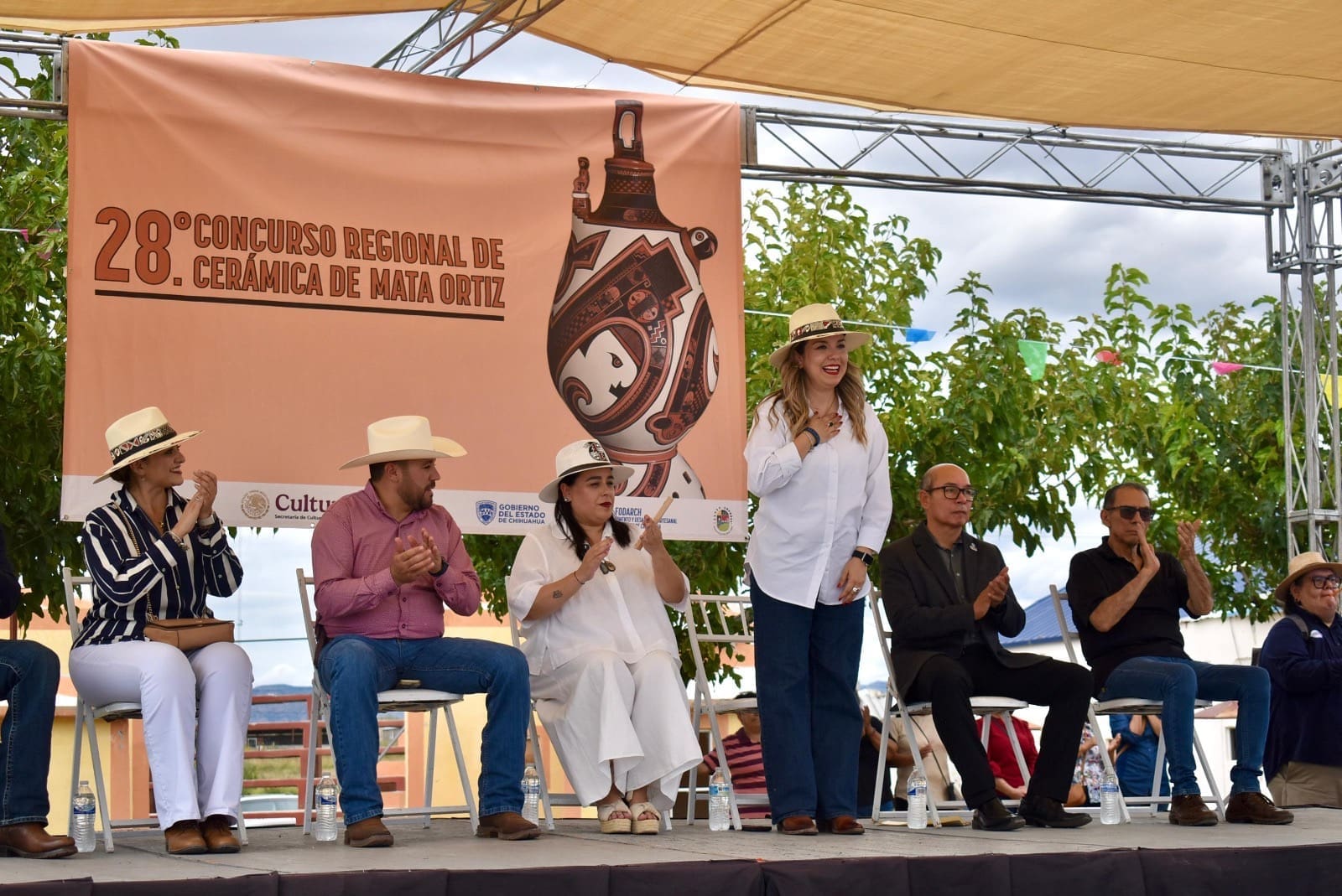 5a04a0df-ce05-435b-9247-c1bfe3777d80