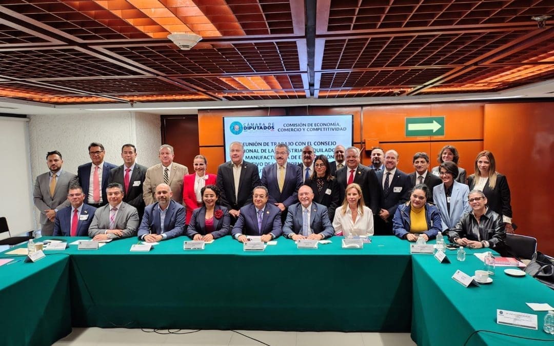 Piden empresarios a diputados examinen la Ley aduanera