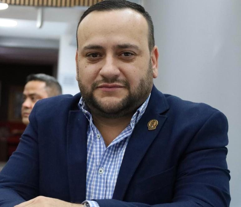 El PRI es proaliancista, afirma Arturo Medina