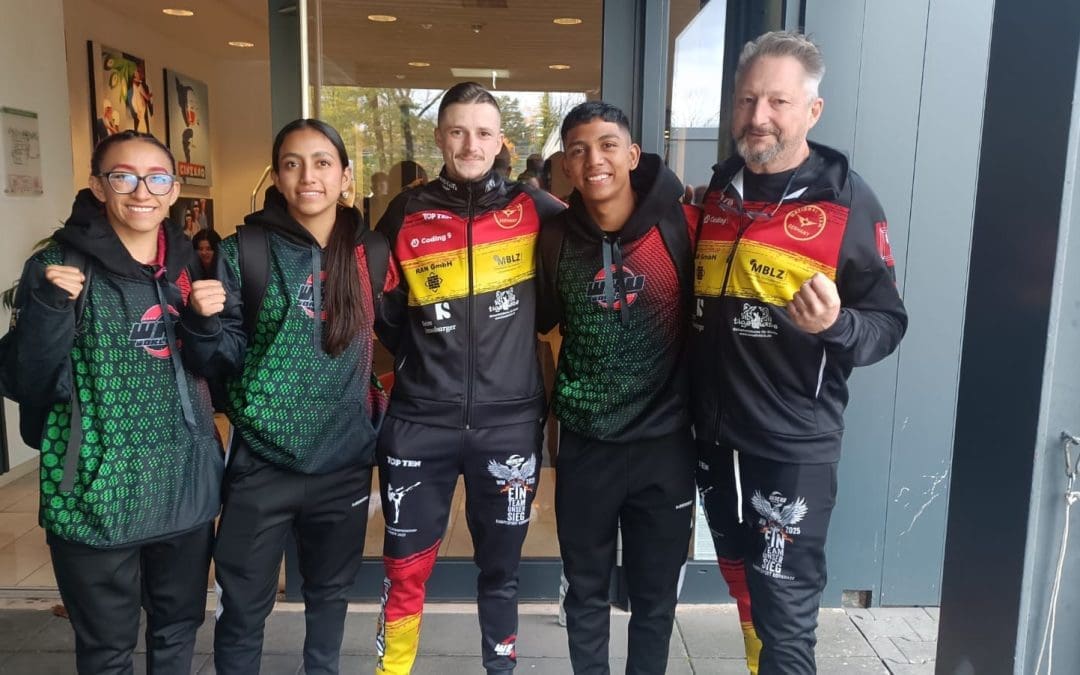 Primera prueba superada:La báscula!Karlo,Karla y Jazmín Ontiveros  ya están en Alemania para el mundial.