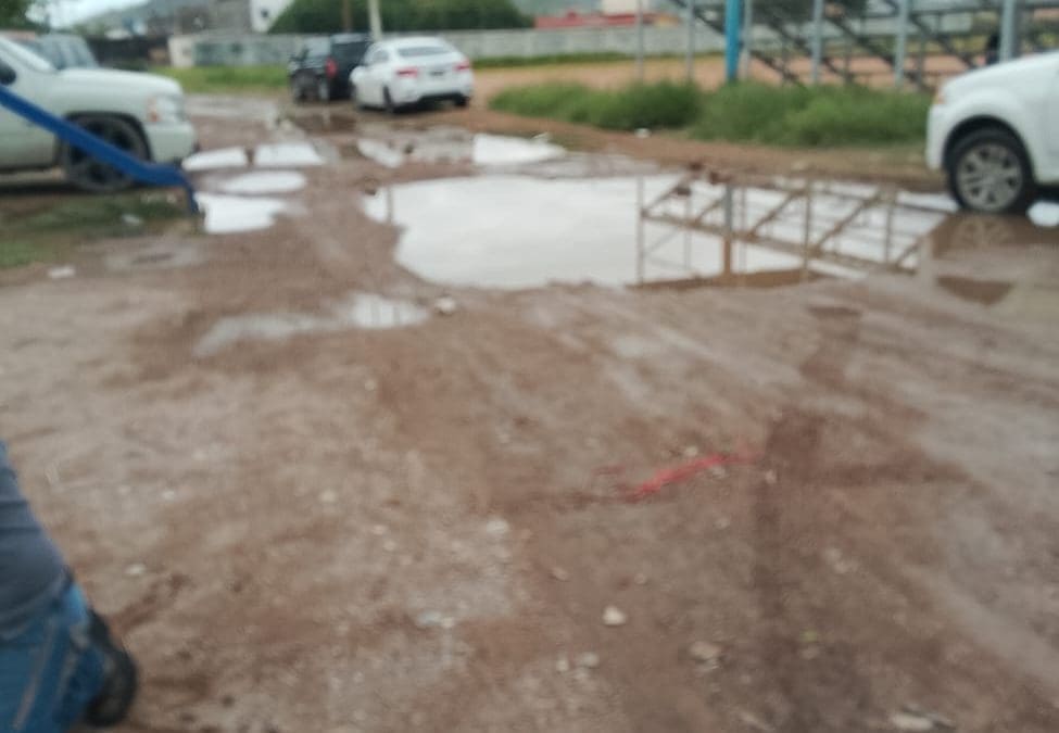 [Reporte Ciudadano] Vecinos denuncian condiciones deplorables en acceso a secundaria Melchor Ocampo