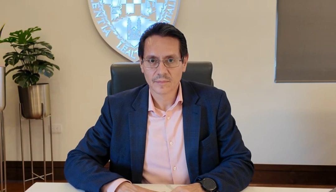 Ahorra Estado más de 330 millones de pesos tras mejora de calificación de Fitch Ratings