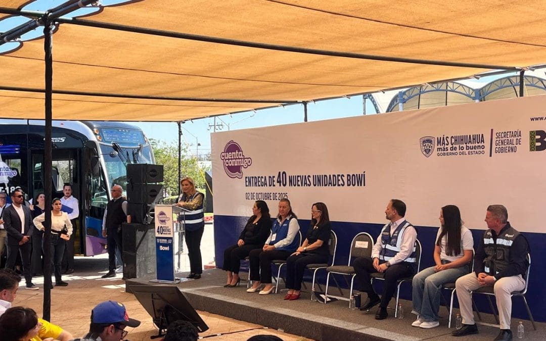 Encabeza Maru entrega de 40 nuevos camiones del Bowí