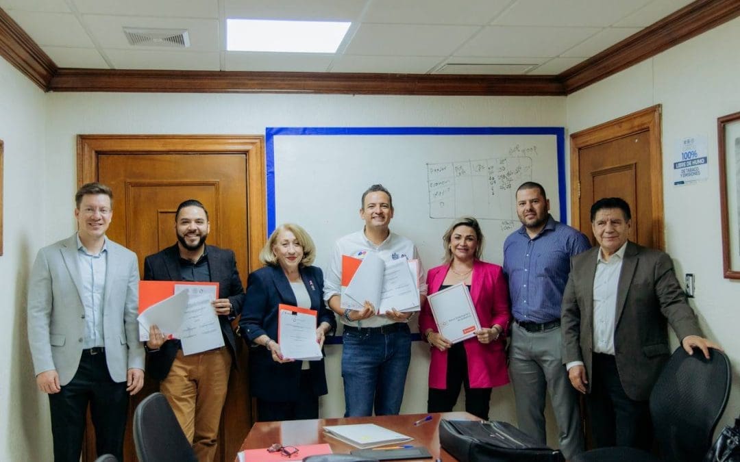 Firmó Bonilla crédito con Scotiabank para construcción de Comandancia Oriente