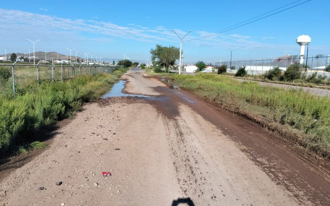 [Reporte Ciudadano] Vecinos denuncian pésimas condiciones del pavimento en la planta de Ávalos