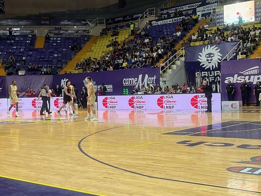 Dorados a un triunfo de la final