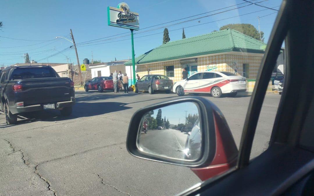 Fuerte choque en la 29 y Riva Palacio