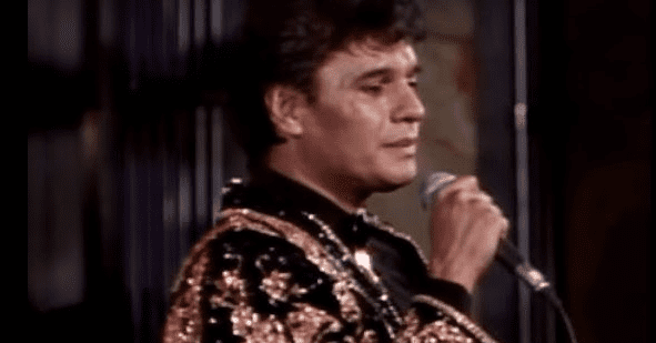 Proyectarán en el Zócalo el concierto de Juan Gabriel en Bellas Artes