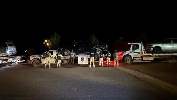 Decomisan en Nonoava cuatro vehículos con reporte de robo en EU