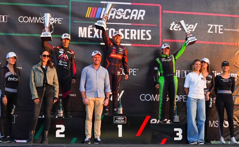 Diego Ortiz celebra su coronación internacional en Charlotte