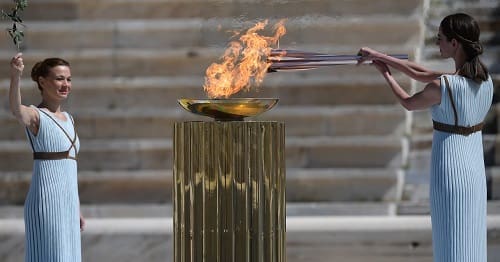 Comienza su viaje la antorcha olímpica de los juegos olímpicos de invierno