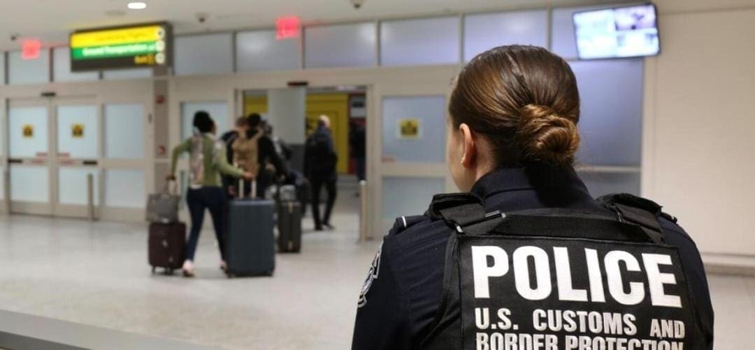 Restricción de hasta 20 años, a quien ingrese ilegal a EUA