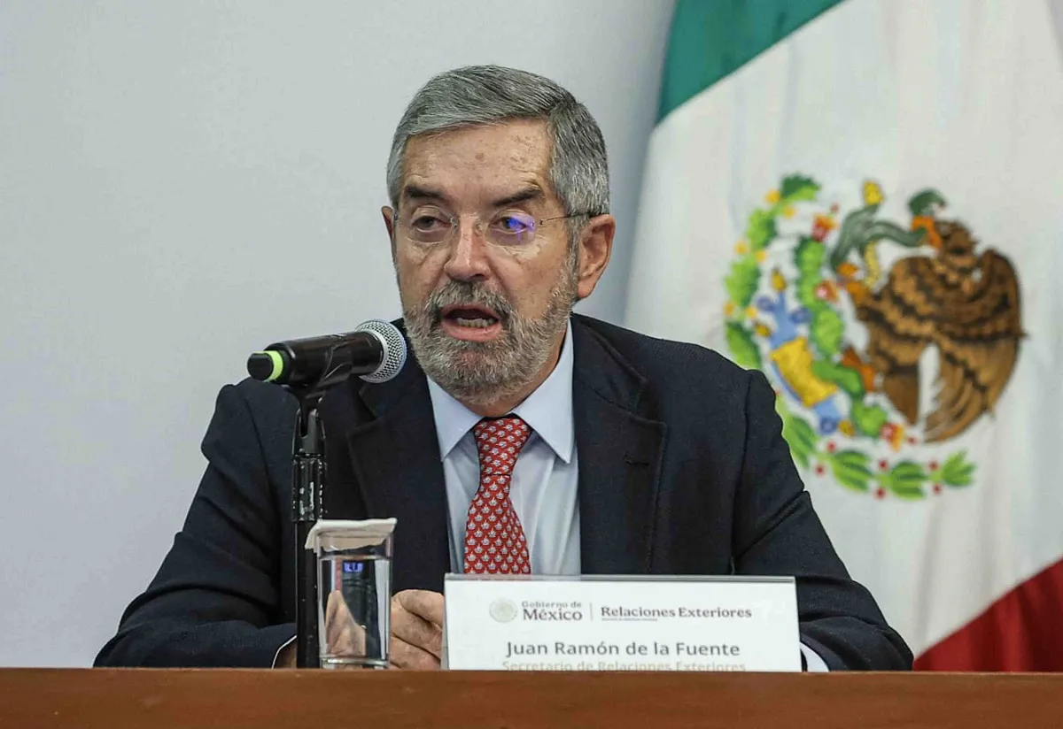 Juan Ramón de la Fuente pide licencia temporal a la SRE por motivos de salud