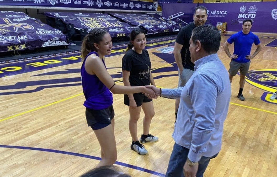 Adelitas Uach visita al tec de Monterrey Campus Chihuahua