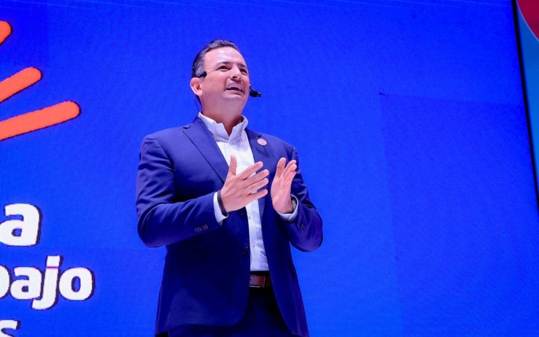 Marco Bonilla reconoce el trabajo del DIF Municipal en su primer informe de actividades