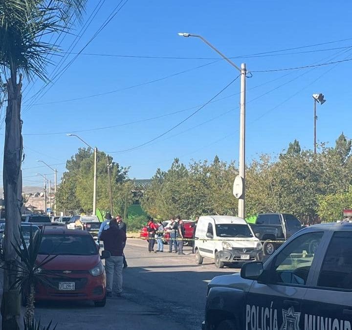 Hombre es atacado a balazos en la colonia Villa del Real