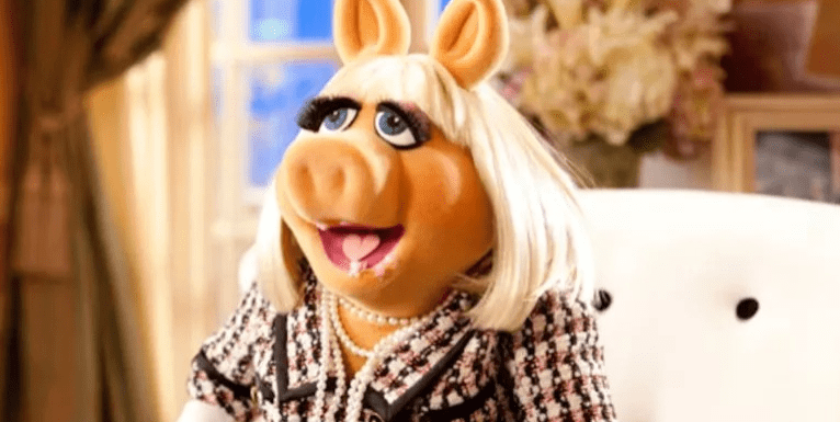 Realizan Jennifer Lawrence y Emma Stone película de Miss Piggy