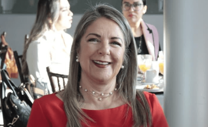 Aprueban iniciativa de Rosana Díaz para mejorar trato a adultos mayores en dependencias