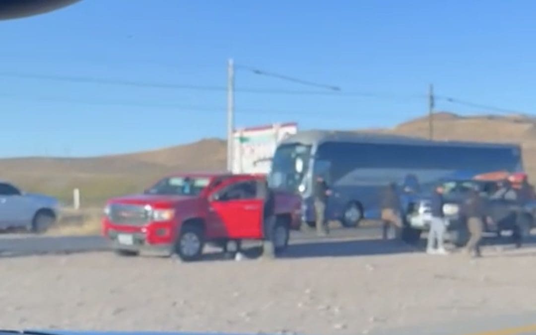 Denuncia Valenciano extorsiones a paisanos en retenes de la FGR 