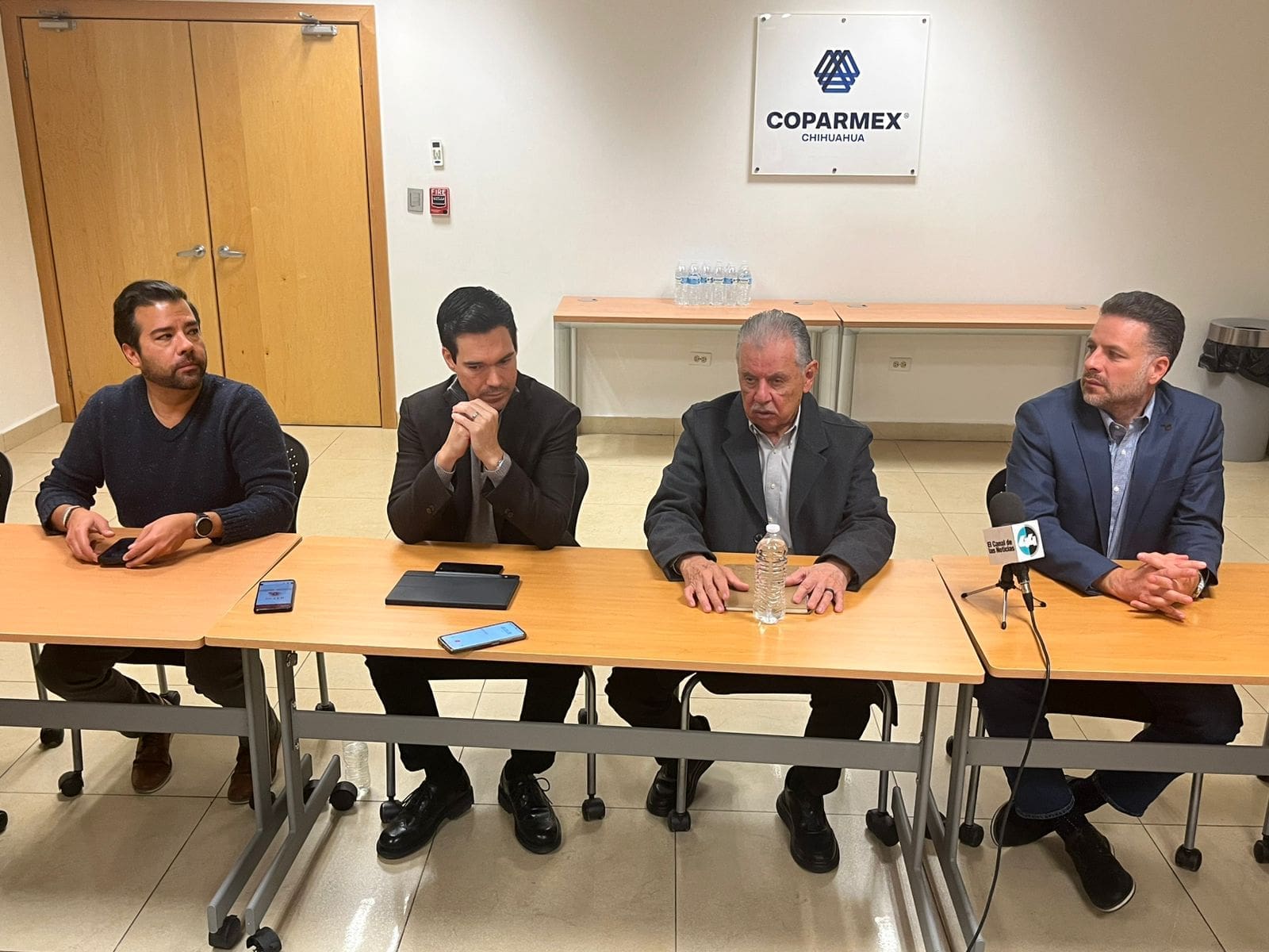 Imagen de WhatsApp 2025-12-05 a las 12.00.15_598bbb33