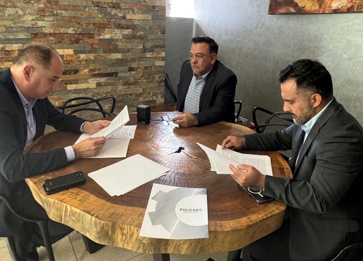 Imagen de WhatsApp 2025-12-08 a las 14.04.47_17339b17