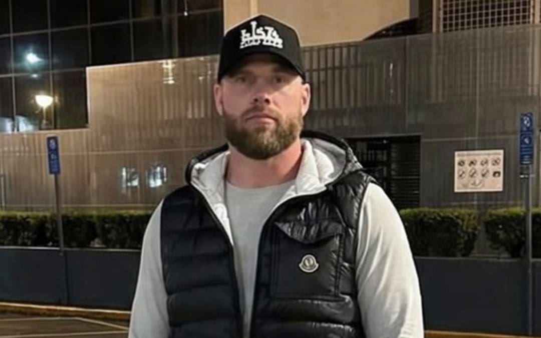 Contradicciones oficiales por la captura del ex atleta Ryan Wedding: ¿detención o entrega voluntaria?