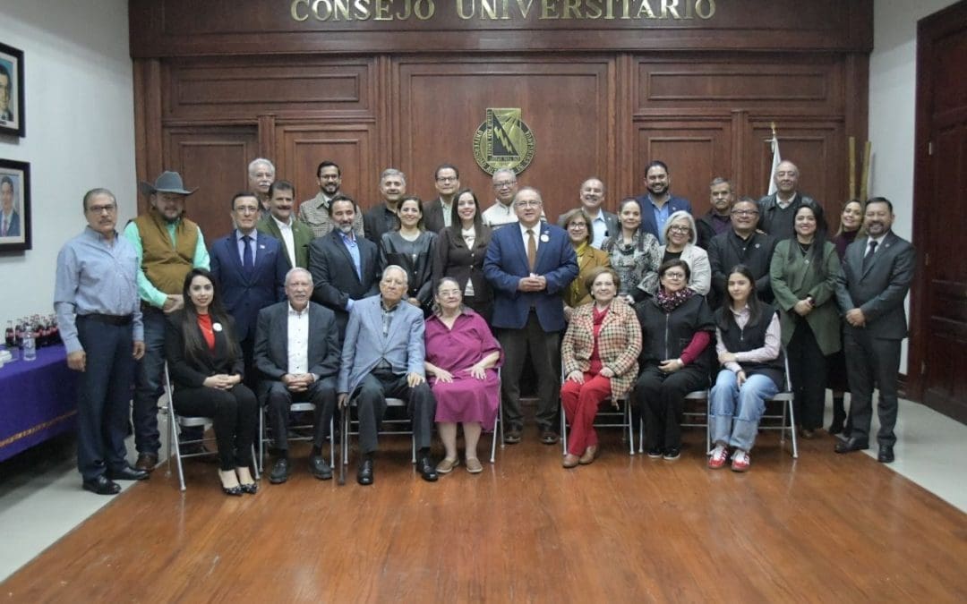 Celebra la UACH el Día de Reyes con tradicional rosca