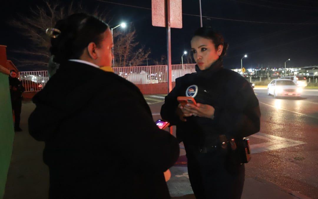 Policías Municipales llevan el programa “Siempre Acompañadas»