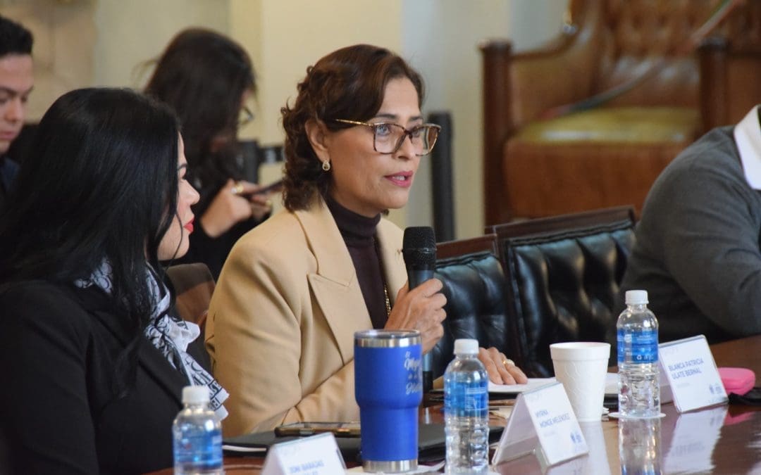 Por cerrar la convocatoria para participar en el Cabildo de las mujeres