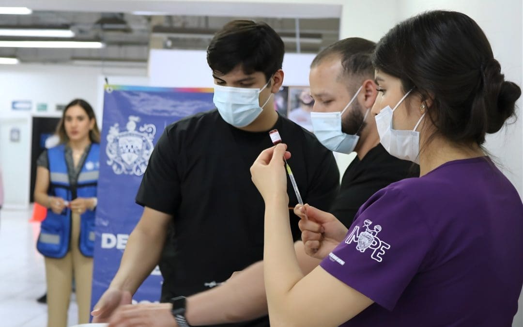 IMPE ofrece vacunas gratuitas contra influenza y neumococo a población en general
