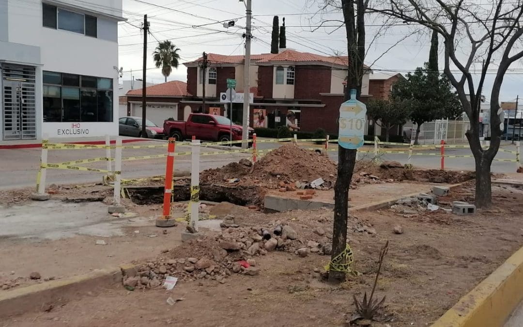 Trabajos de la JMAS reducen carriles en la avenida Francisco Villa