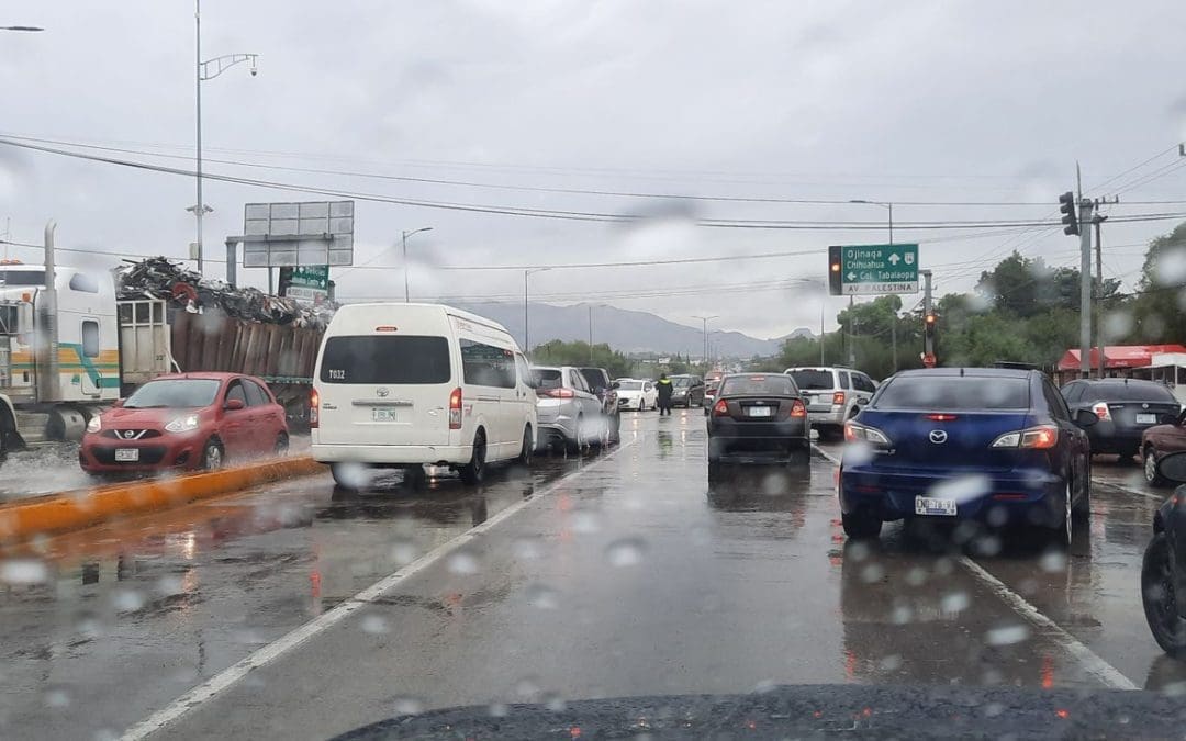 Caen primeras lluvias del año en el estado 